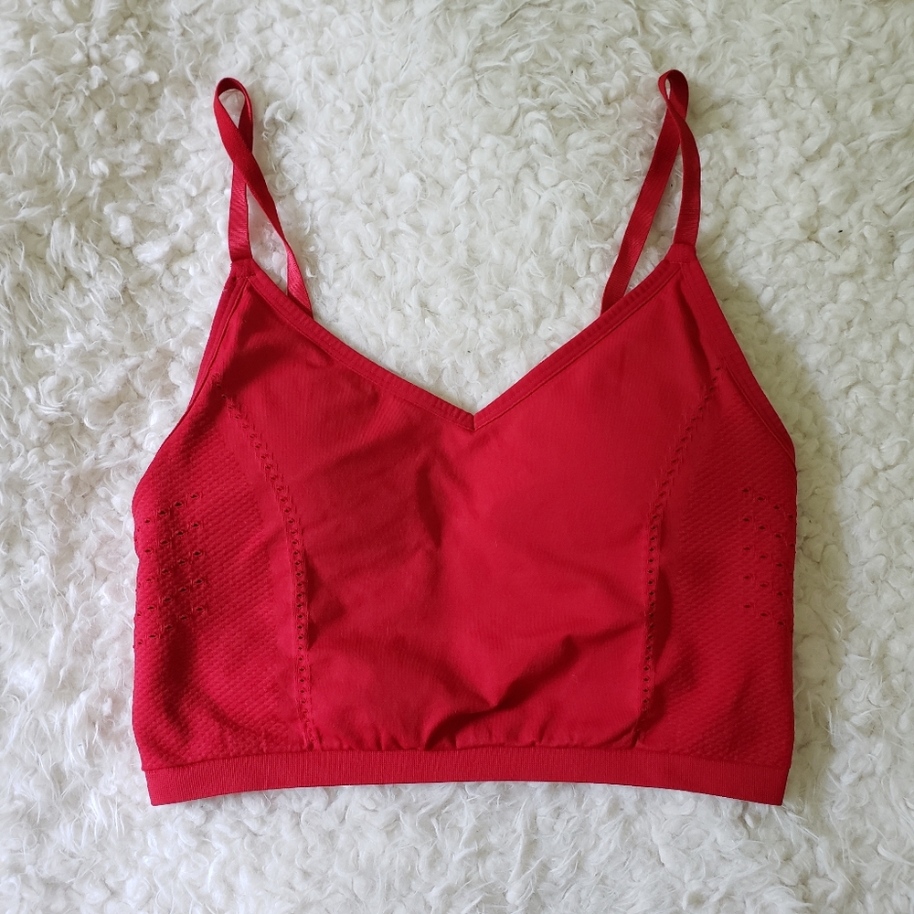 🌻 fabletics • sync sports bra - Picture 3 of 10